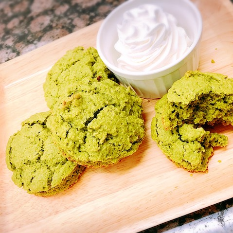 Bánh Matcha scone